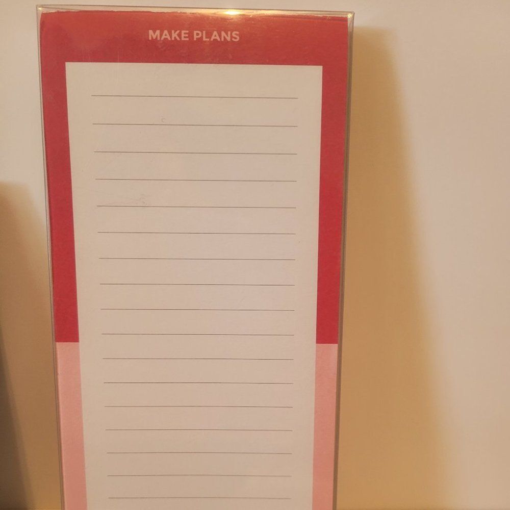 Me to We Mini Notebook, Ballpoint Pens and Magnetic List Pad Bundle - Picture 4 of 5
